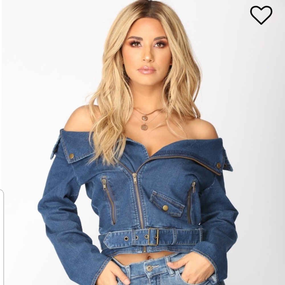 Off shoulder Denim Jacket